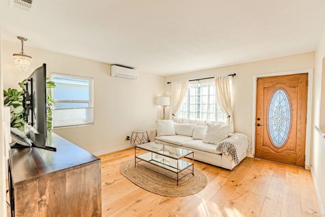 Detail Gallery Image 12 of 27 For 425 8th St, Imperial Beach,  CA 91932 - 3 Beds | 2 Baths