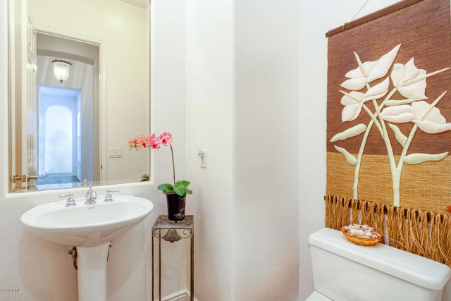 4 Bed Home for Sale in Newbury Park, California