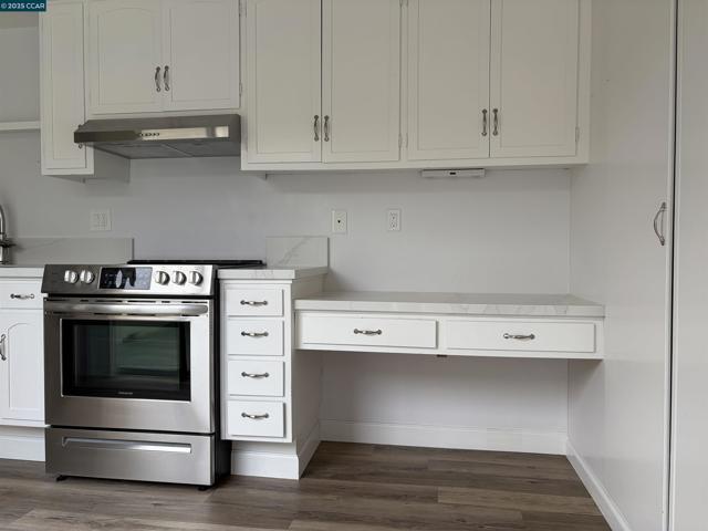 2017 Pine Knoll Dr, Walnut Creek CA: https://media.crmls.org/mediaz/2f15d2c1-9e34-490c-8380-18a5c556c53a.jpg