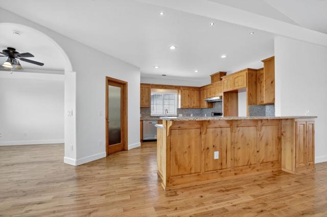 35 Blazeford Gulch, Oroville CA: https://media.crmls.org/mediaz/2f1695c1-0d08-4310-85fe-de82247bc57c.jpg