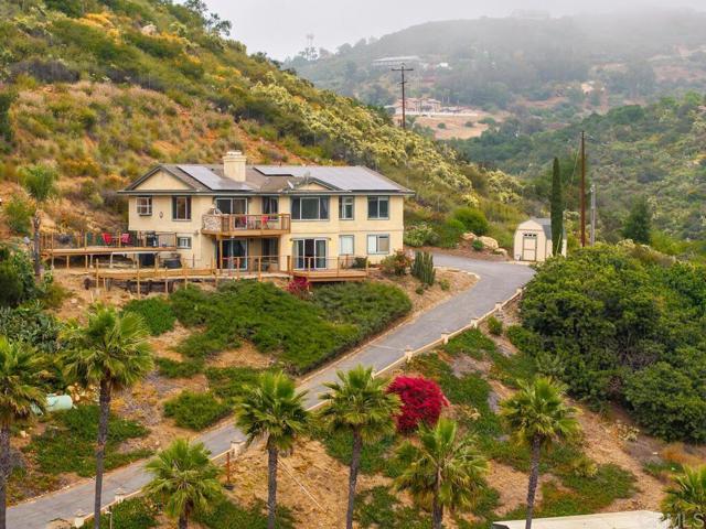 Detail Gallery Image 1 of 1 For 27435 Cougar Pass Rd, Escondido,  CA 92026 - 5 Beds | 3 Baths