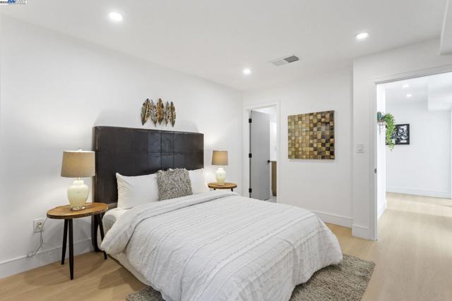 365 Monaco Ave, Union City CA: https://media.crmls.org/mediaz/2f1780e2-b79f-42af-be7f-cc4aaab92c7e.jpg
