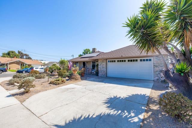 127 Warner Street, Oceanside CA: https://media.crmls.org/mediaz/2f17c1ad-d714-4aac-b224-72f13f2f32cf.jpg