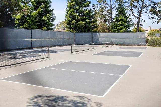 1016 Shoreline Drive, San Mateo CA: https://media.crmls.org/mediaz/2f1b397c-5600-414d-9050-0203e42035fc.jpg