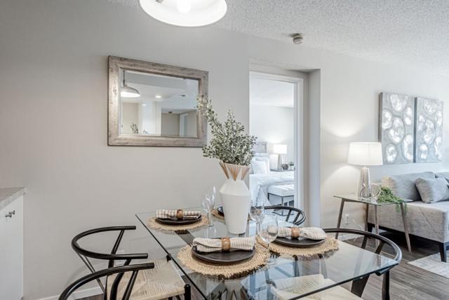 1689 Via Laguna, San Mateo CA: https://media.crmls.org/mediaz/2f1bd8fe-03f0-4c9f-a993-0374b7295327.jpg