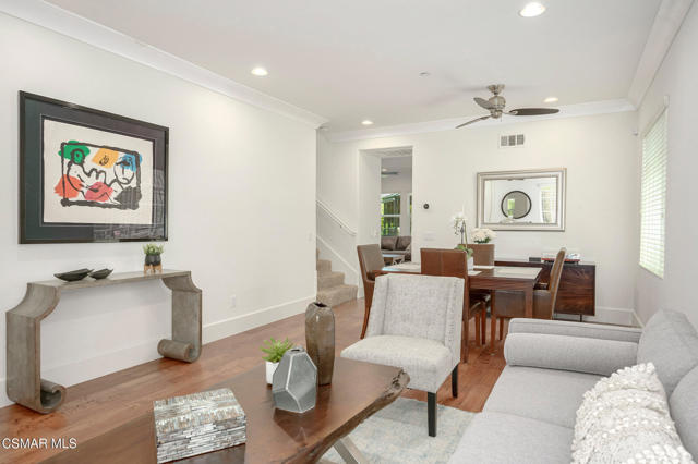 650 Astera Court, Newbury Park CA: https://media.crmls.org/mediaz/2f1d0d5d-aaa9-4cbb-9d97-06edd2465a48.jpg
