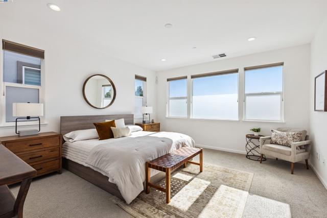2209 Shiraz Cmn, Livermore CA: https://media.crmls.org/mediaz/2f1de124-07f1-42c3-8ad0-fb8cceb71657.jpg