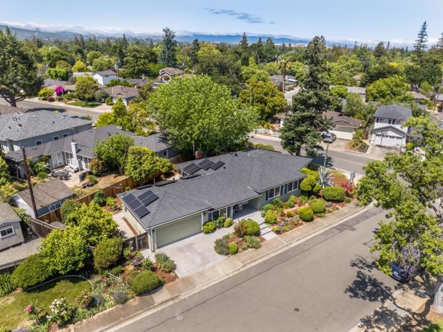 1079 Brighton Place, Mountain View CA: https://media.crmls.org/mediaz/2f1e2aaa-0b37-4499-bc2b-62264960ba07.jpg