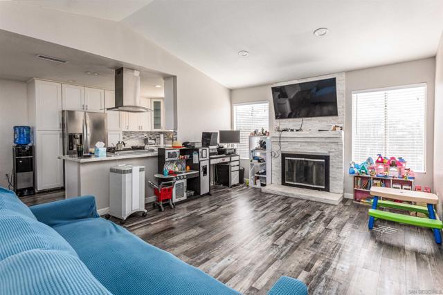 2749 Pikake St, San Diego CA: https://media.crmls.org/mediaz/2f1f0480-ed91-4f4c-a27a-88ee2df654ac.jpg