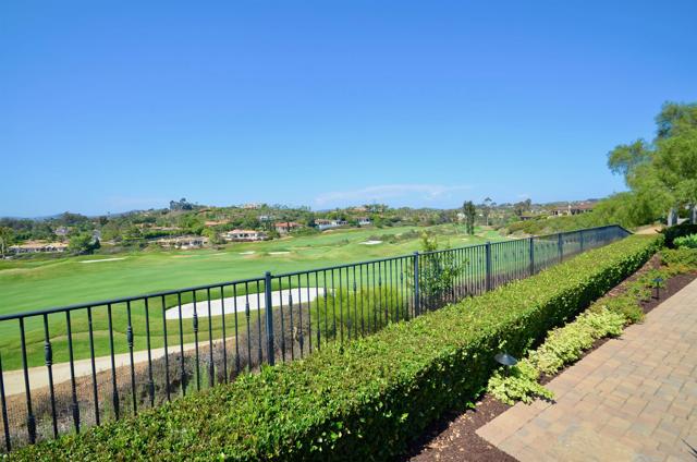 6796 St Andrews Road, Rancho Santa Fe CA: https://media.crmls.org/mediaz/2f1f2cb5-cf56-4269-9516-e7067a1b2b30.jpg