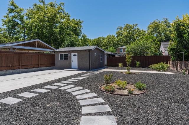1107 N 4th, San Jose CA: https://media.crmls.org/mediaz/2f1f904f-5719-4587-8bde-e5e400177a4e.jpg