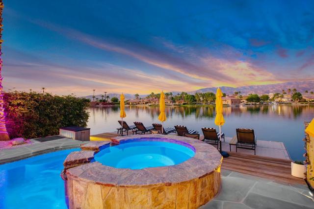 43173 Bacino Court, Indio CA: https://media.crmls.org/mediaz/2f20a302-557f-4cbd-acd8-1b50dfa98559.jpg
