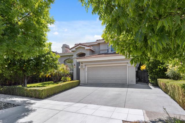 875 Bette Avenue, Cupertino CA: https://media.crmls.org/mediaz/2f2260d3-22be-4d1b-afb5-60fd80bdb318.jpg
