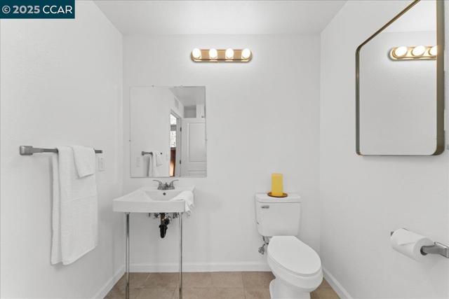 100 Esperanza Place, Walnut Creek CA: https://media.crmls.org/mediaz/2f23915f-c7af-4a15-be88-caf3d72c4efc.jpg