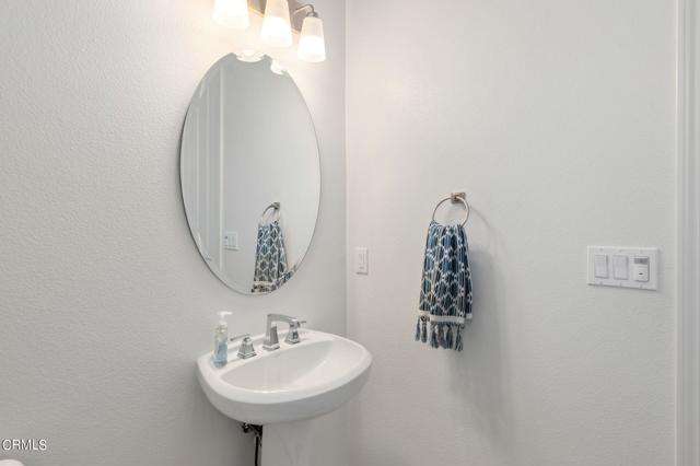 Detail Gallery Image 26 of 36 For 2355 Nicklaus St, Oxnard,  CA 93036 - 3 Beds | 2/1 Baths