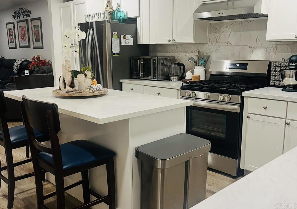 2012 Mission Avenue - photo 3