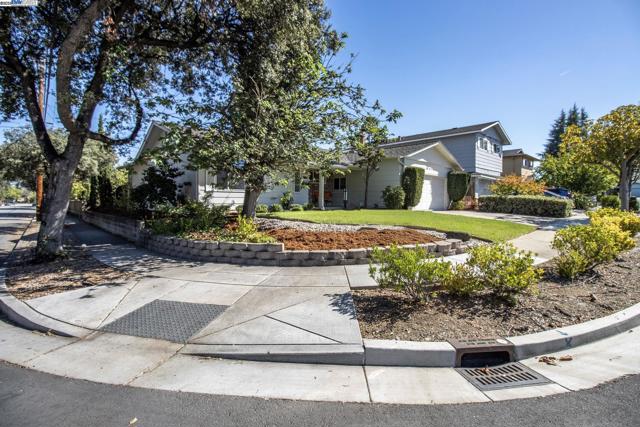 Image 3 of 37 For 1768 Karameos Ct