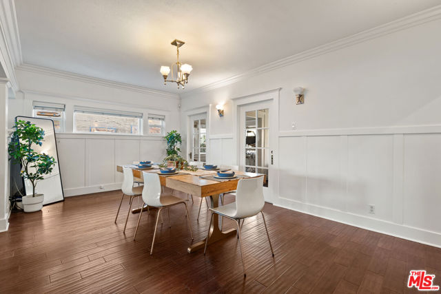 1513 S Victoria Avenue, Los Angeles CA: https://media.crmls.org/mediaz/2f24aad9-b7d5-4bf5-8409-6717a530820a.jpg