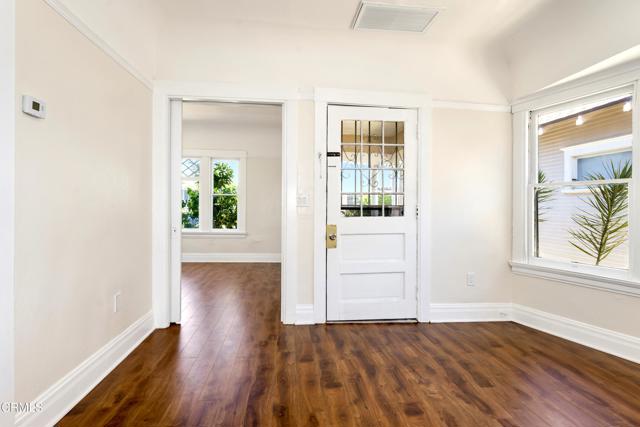 124 W Avenue 28, Los Angeles CA: https://media.crmls.org/mediaz/2f25784c-79c1-4129-a6c7-ad9d80a23d3d.jpg