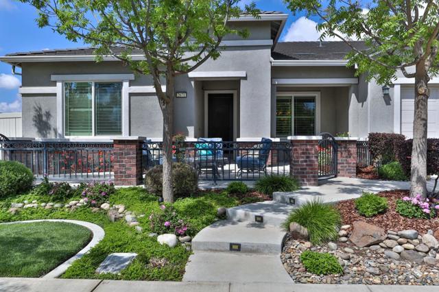 2671 Glen Echo Lane, Manteca CA: https://media.crmls.org/mediaz/2f267387-9c58-46d1-807a-ee6db41d257b.jpg