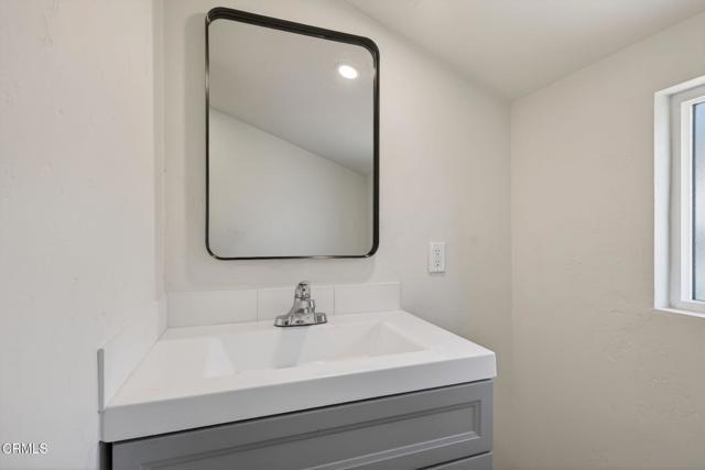 Detail Gallery Image 50 of 78 For 809 E Front St, Ventura,  CA 93001 - 3 Beds | 3 Baths