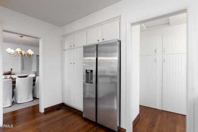 2440 Coniston Place, San Marino CA: https://media.crmls.org/mediaz/2f287195-12d2-4b3a-bb3f-f11a2c19fb46.jpg