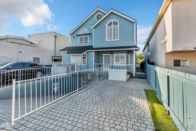 465 Orange Ave., Coronado CA: https://media.crmls.org/mediaz/2f28f7b5-3841-428b-abde-db8d59845d84.jpg