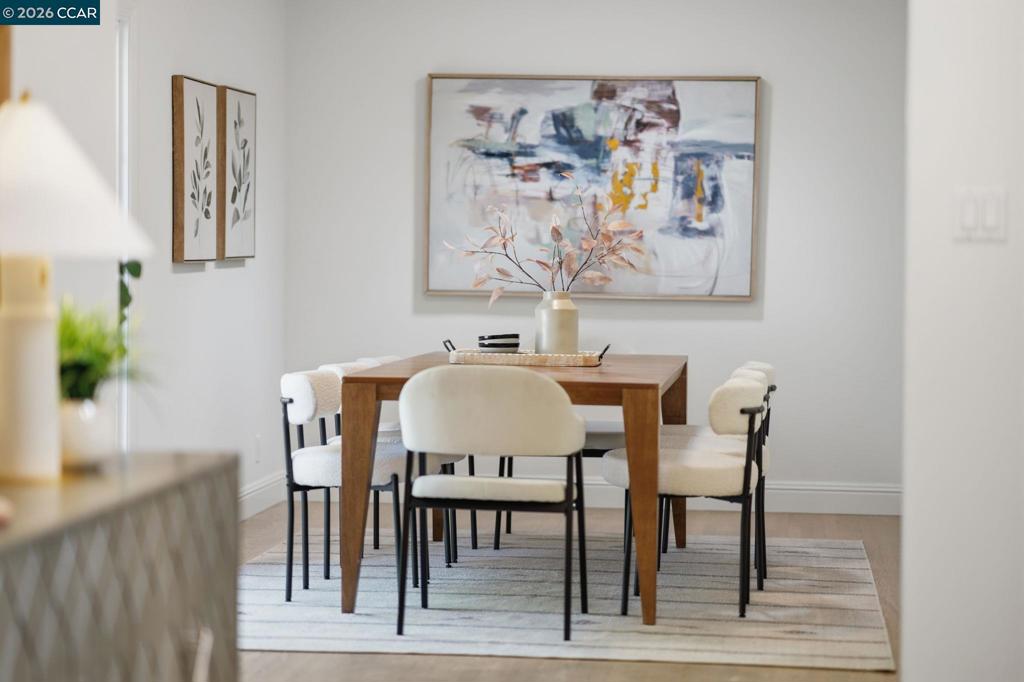 https://media.crmls.org/mediaz/2f29f077-7513-4463-a9c4-f431d6d509c3.jpg?preset=X-Large