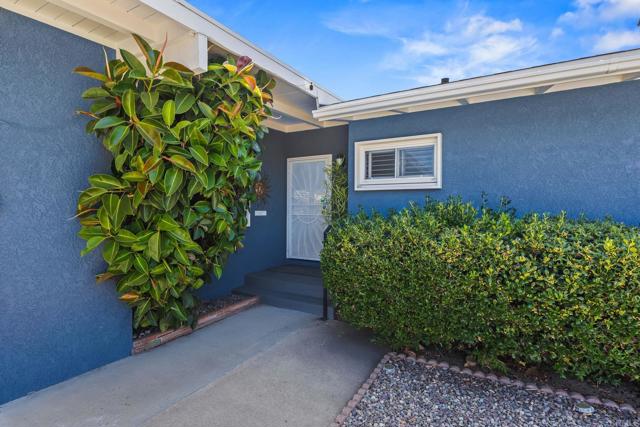 Detail Gallery Image 2 of 37 For 6817 Birchwood St, San Diego,  CA 92120 - 3 Beds | 2 Baths