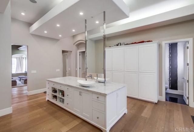Image 57 of 75 For 7396 Turnberry Court