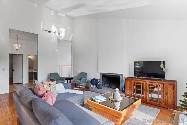 4339 Macronald Dr., La Mesa CA: https://media.crmls.org/mediaz/2f2c1a73-64b4-4ef6-91c2-935cc891df53.jpg