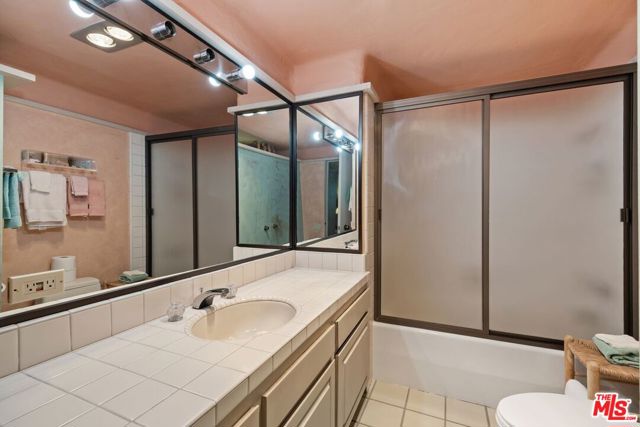 2107 Century Woods Way, Los Angeles, California 90067, 3 Bedrooms Bedrooms, ,2 BathroomsBathrooms,Condominium,For Sale,Century Woods,23315621