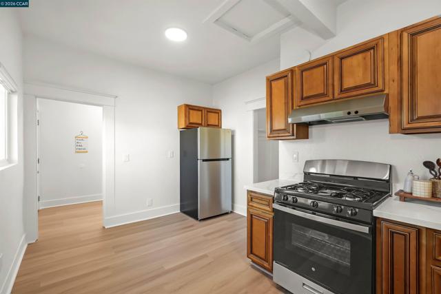 Image 22 of 58 For 456 4th St  