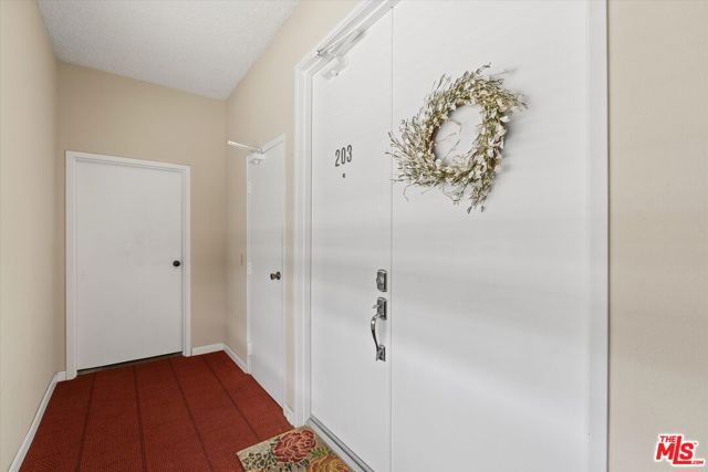2 Bed Home for Sale in Los Angeles, California