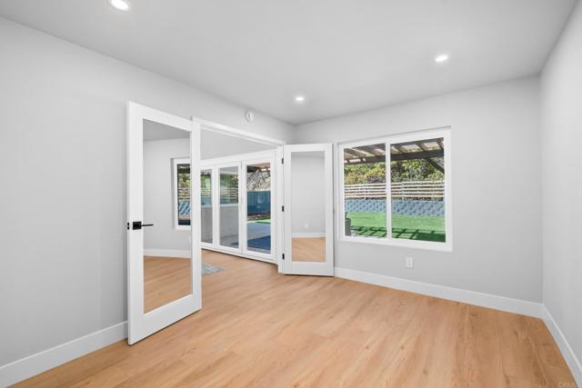 Image 47 of 57 For 10594 Rookwood Drive