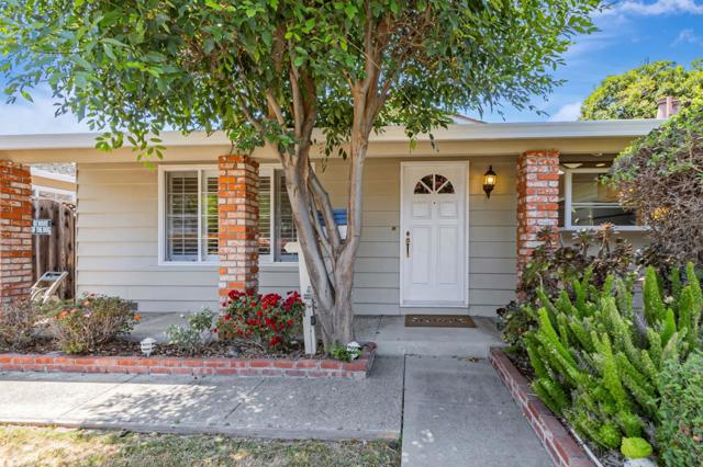 1687 Mendenhall Drive, San Jose CA: https://media.crmls.org/mediaz/2f2f98ec-82e7-40ea-a8e0-8a5d7541da80.jpg