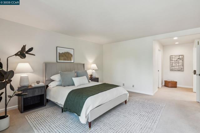 1560 Gilboa Dr, Walnut Creek CA: https://media.crmls.org/mediaz/2f324ed1-5c7c-4a82-b660-51898c03e804.jpg