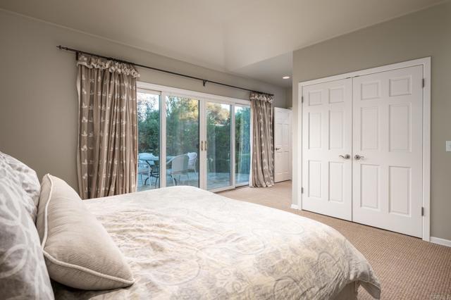 Image 34 of 39 For 16041 Via Del Alba