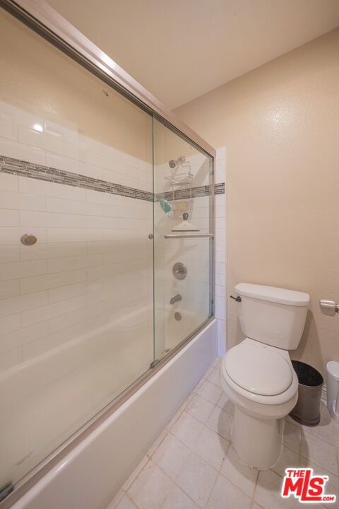 11120 Moorpark Street, 2 photo 18