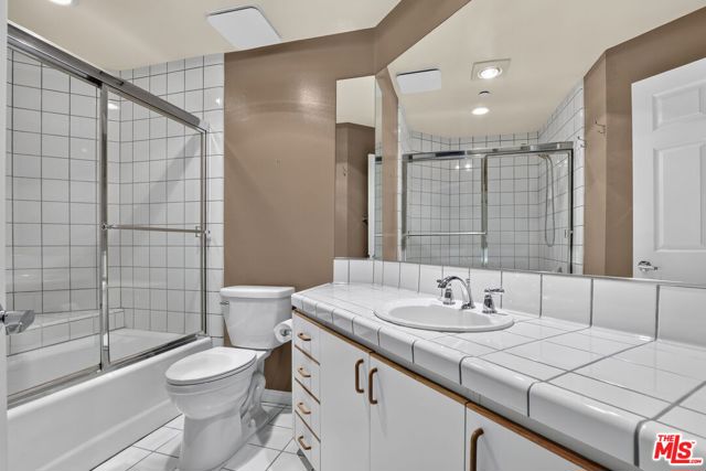 12000 Goshen Avenue, 103 photo 25