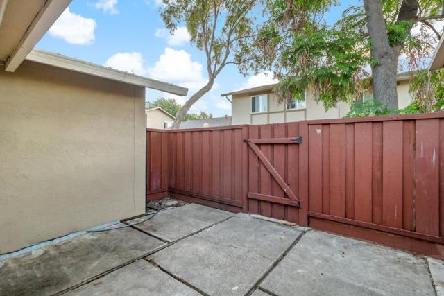36923 Bolina Terrace, Fremont CA: https://media.crmls.org/mediaz/2f367452-36a8-4138-824a-7738418201f7.jpg