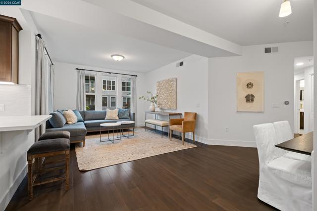 1000 Dewing Ave, Lafayette CA: https://media.crmls.org/mediaz/2f36d1de-c492-4b5b-b593-2125a44ed830.jpg