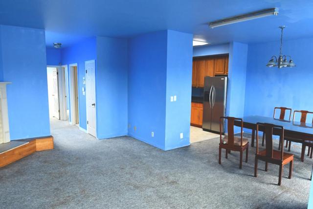 773 Gates Street, San Francisco CA: https://media.crmls.org/mediaz/2f37b346-f7f1-4c62-85f6-4eb3613044be.jpg