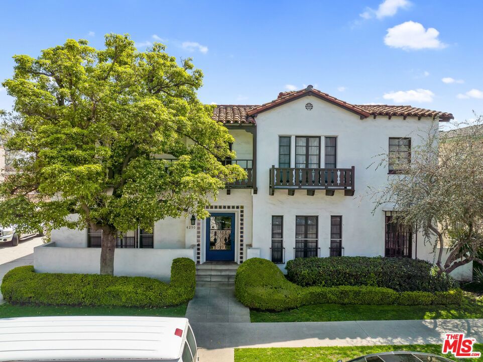 4250 Garthwaite Avenue 2, Los Angeles, CA 90008