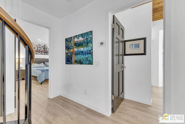 25181 Gail Drive, Idyllwild CA: https://media.crmls.org/mediaz/2f38ad4c-ec24-4f50-a86f-3f92db8cc136.jpg