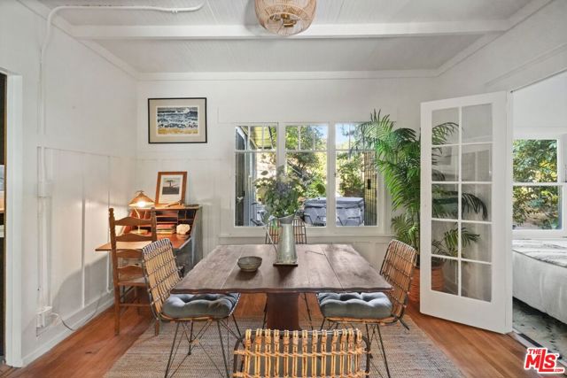 860 Old Topanga Canyon Road, Topanga CA: https://media.crmls.org/mediaz/2f391594-1df8-448b-863a-68adabbc68a6.jpg