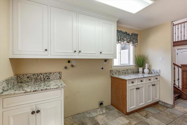 22187 Old Santa Cruz Highway, Los Gatos CA: https://media.crmls.org/mediaz/2f3982da-5418-485a-a94f-ad6984405ce9.jpg