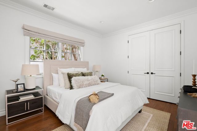 2543 Patricia Avenue, Los Angeles CA: https://media.crmls.org/mediaz/2f3da819-e437-4b51-9c5e-264381b770a7.jpg
