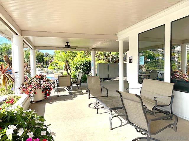 2010 W San Marcos Blvd, San Marcos CA: https://media.crmls.org/mediaz/2f3e4bca-719c-469c-beb9-50dbe8d7acd7.jpg