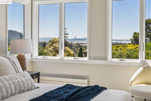 917 Avis Dr, El Cerrito CA: https://media.crmls.org/mediaz/2f3e6725-afe6-4843-b6be-f0041818493a.jpg